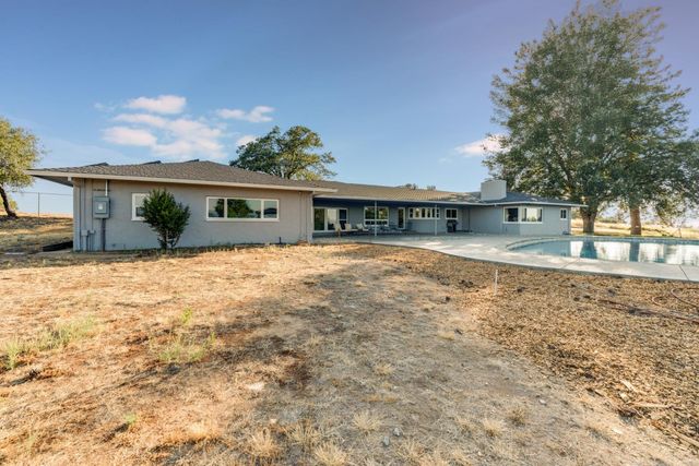 710 Sierra Dr, Placerville, CA 95667