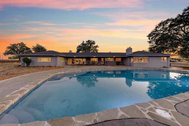 710 Sierra Dr, Placerville, CA 95667