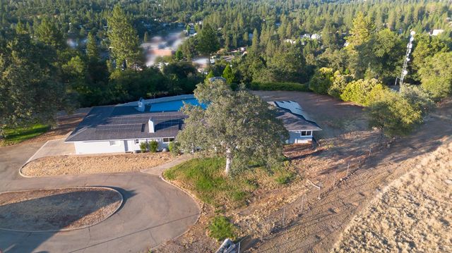 710 Sierra Dr, Placerville, CA 95667