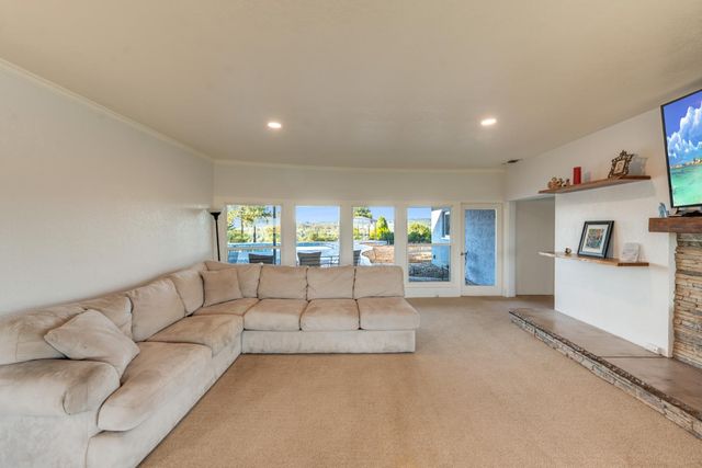 710 Sierra Dr, Placerville, CA 95667