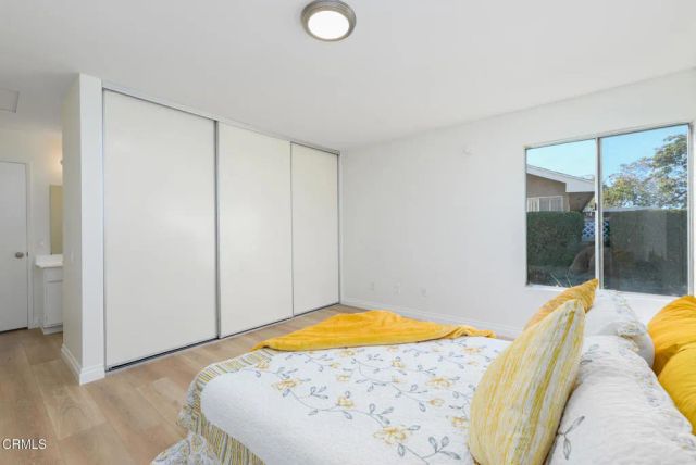 24121 Village 24, Camarillo, CA 93012