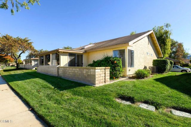 24121 Village 24, Camarillo, CA 93012