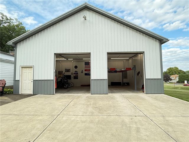 100 Chambers Avenue, Greenville Boro, PA 16125