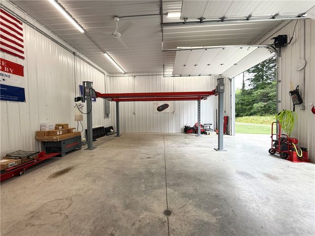 100 Chambers Avenue, Greenville Boro, PA 16125