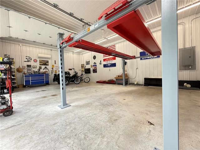 100 Chambers Avenue, Greenville Boro, PA 16125