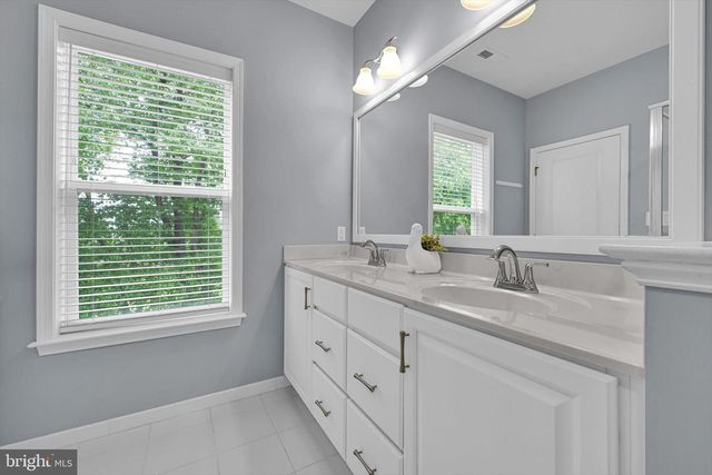 55 LILA LN, Downingtown, PA 19335