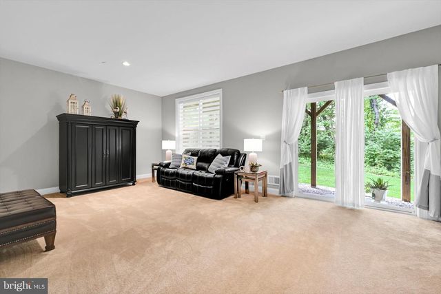 55 LILA LN, Downingtown, PA 19335