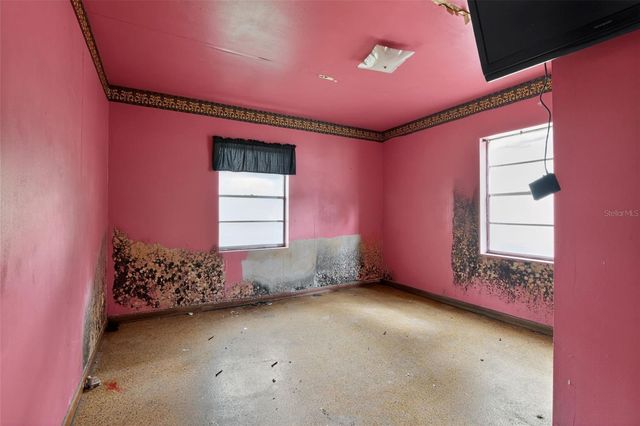 26045 W NEWBERRY ROAD, Newberry, FL 32669