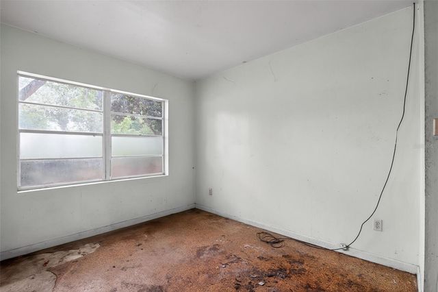 26045 W NEWBERRY ROAD, Newberry, FL 32669