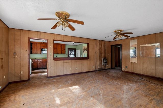 26045 W NEWBERRY ROAD, Newberry, FL 32669