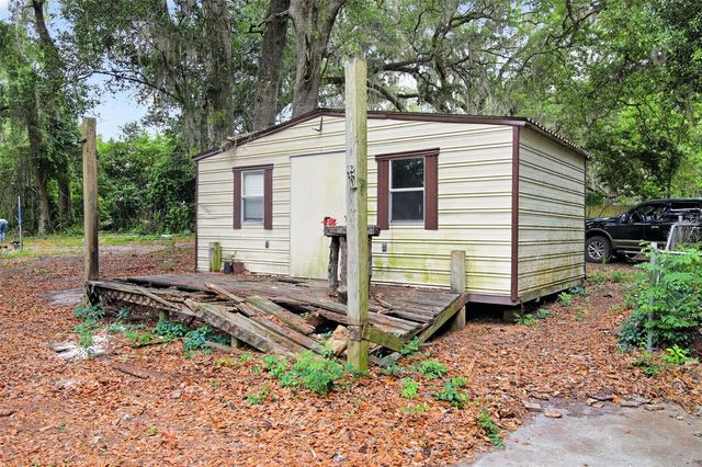 26045 W NEWBERRY ROAD, Newberry, FL 32669