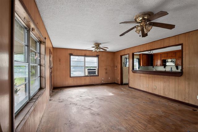 26045 W NEWBERRY ROAD, Newberry, FL 32669