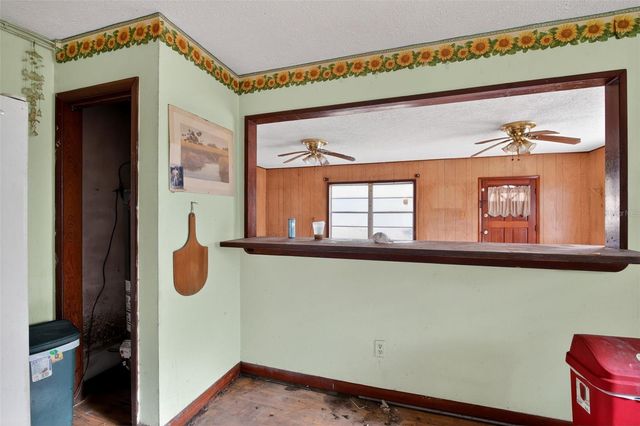 26045 W NEWBERRY ROAD, Newberry, FL 32669