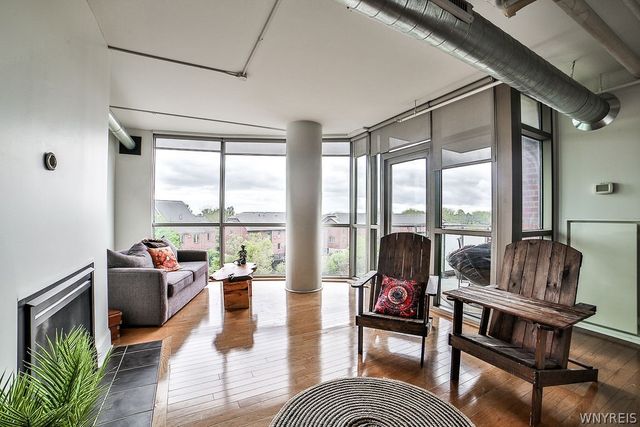 132 Lakefront Boulevard 204, Buffalo, NY 14202