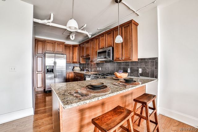 132 Lakefront Boulevard 204, Buffalo, NY 14202