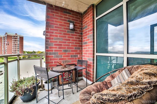 132 Lakefront Boulevard 204, Buffalo, NY 14202