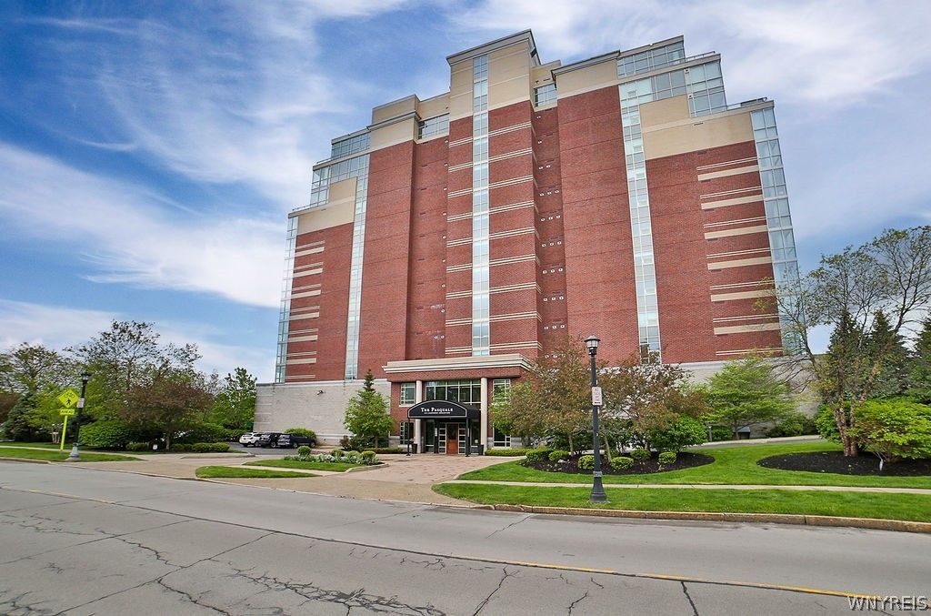 132 Lakefront Boulevard 204, Buffalo, NY 14202