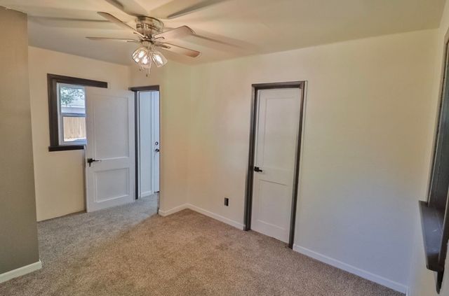 1928 S Mosley Ave, Wichita, KS 67211