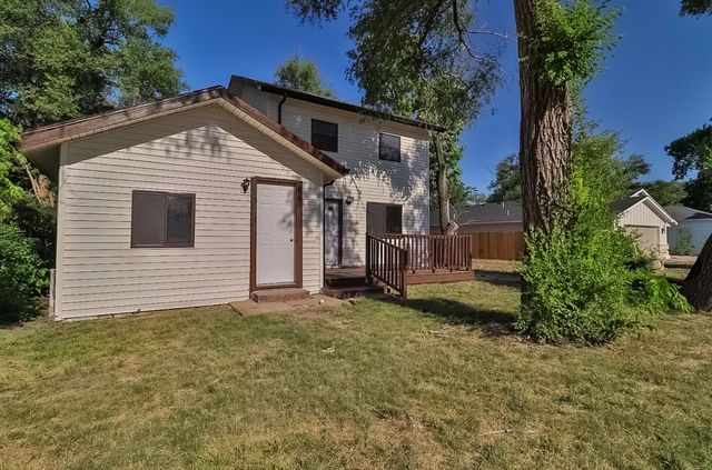 1928 S Mosley Ave, Wichita, KS 67211