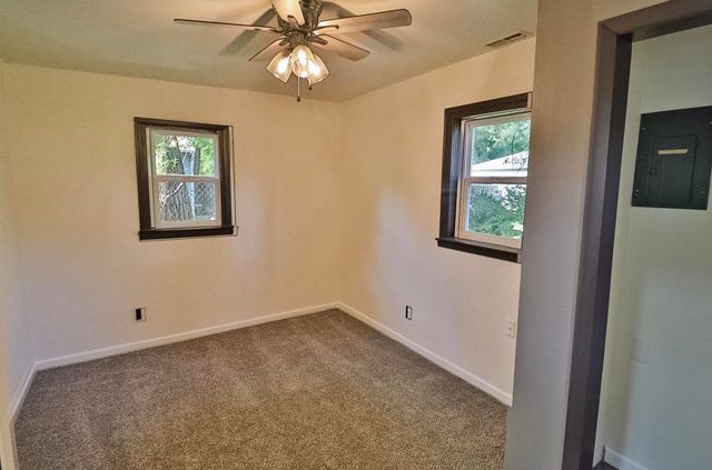 1928 S Mosley Ave, Wichita, KS 67211