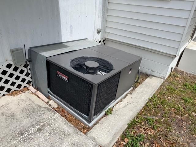 2006 BLUE LAKE DRIVE, Lakeland, FL 33801