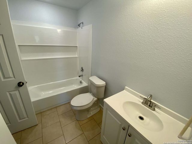 1632 S Hamilton St Unit 101, San Antonio, TX 78207
