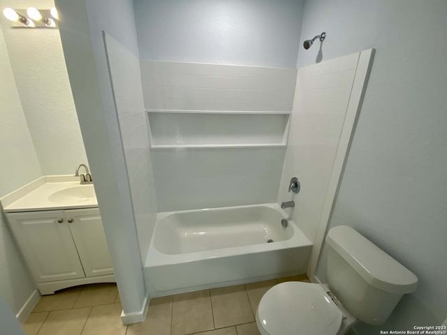 1632 S Hamilton St Unit 101, San Antonio, TX 78207