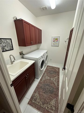 6569 S Blackhawk Way, Aurora, CO 80016