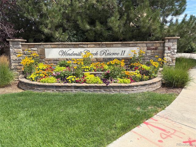 6569 S Blackhawk Way, Aurora, CO 80016