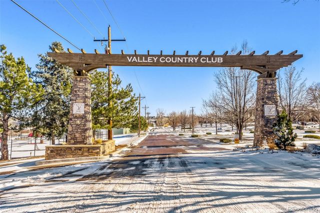 6569 S Blackhawk Way, Aurora, CO 80016