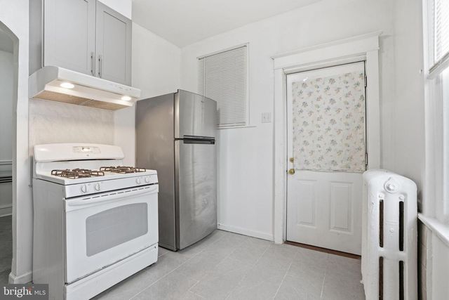 4418 DEVEREAUX ST, Philadelphia, PA 19135