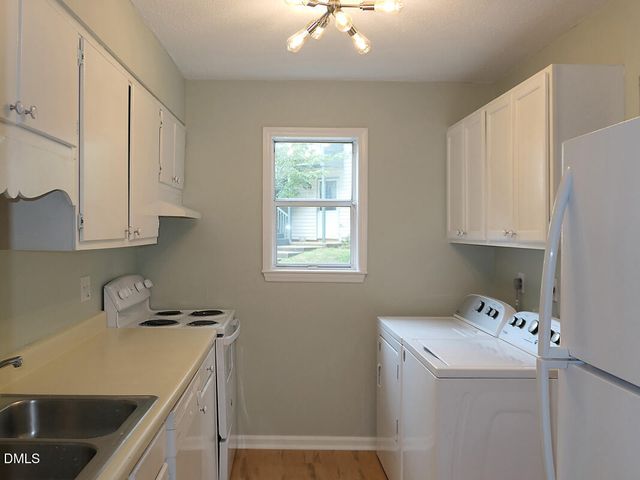 332 Ashley Forest Road, Chapel Hill, NC 27514