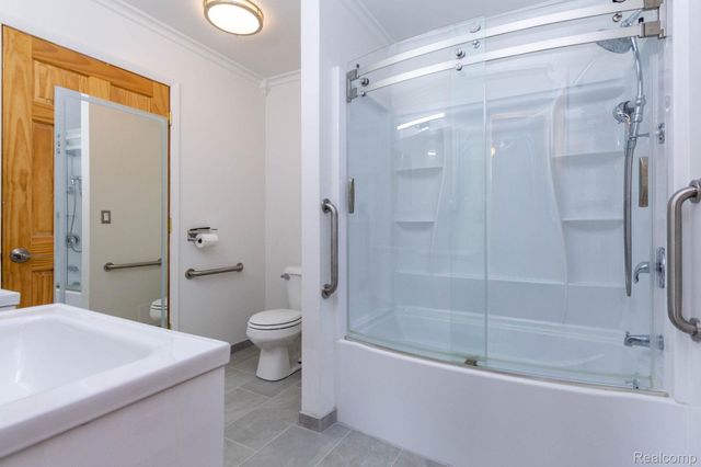 3114 Bessie Street, Auburn Hills, MI 48326