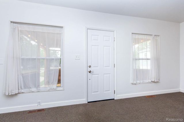 3114 Bessie Street, Auburn Hills, MI 48326