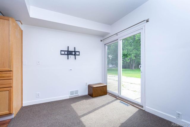 3114 Bessie Street, Auburn Hills, MI 48326