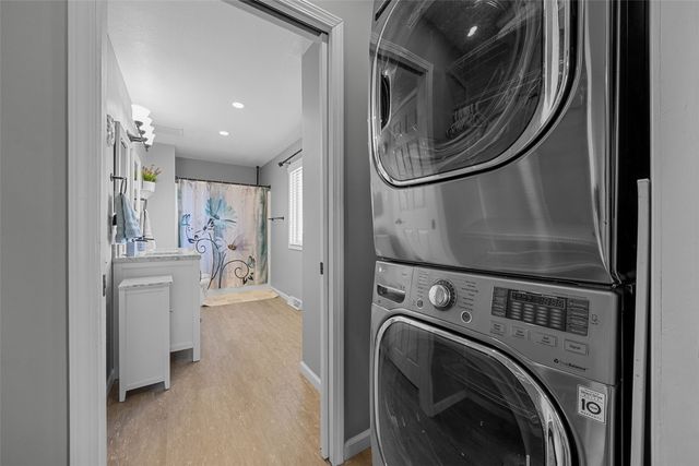 1105 Maple Street, Robins, IA 52328