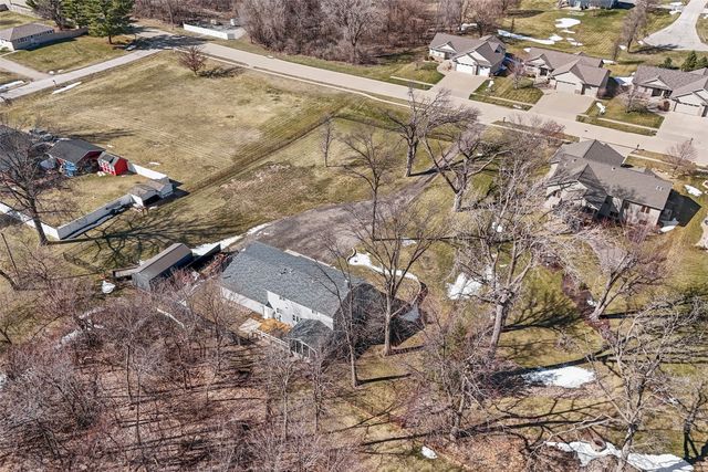 1105 Maple Street, Robins, IA 52328