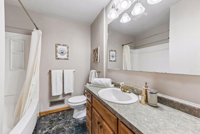 1225 Hall Avenue, West Saint Paul, MN 55118