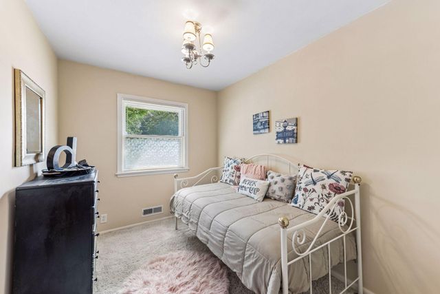 1225 Hall Avenue, West Saint Paul, MN 55118