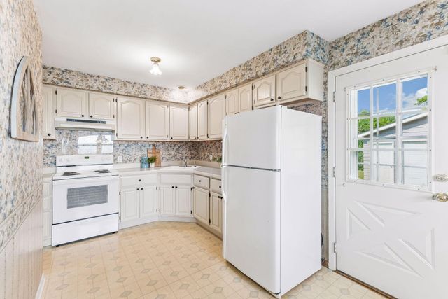 1225 Hall Avenue, West Saint Paul, MN 55118