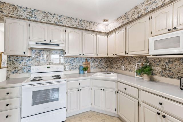 1225 Hall Avenue, West Saint Paul, MN 55118