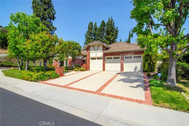 29551 Weeping Willow, Agoura Hills, CA 91301