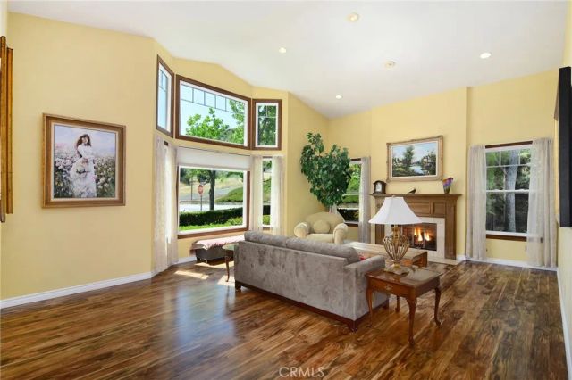 29551 Weeping Willow, Agoura Hills, CA 91301