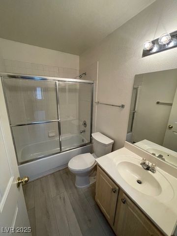 10110 Quaint Tree Street, Las Vegas, NV 89183