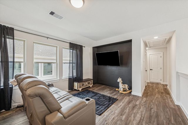 7933 Spring Run Drive, Magnolia, TX 77354