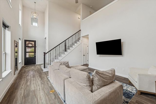 7933 Spring Run Drive, Magnolia, TX 77354