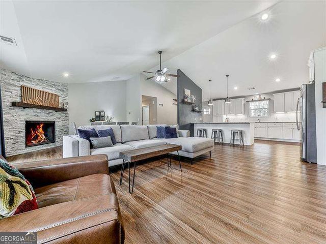 1002 Brackett Road, Marietta, GA 30066