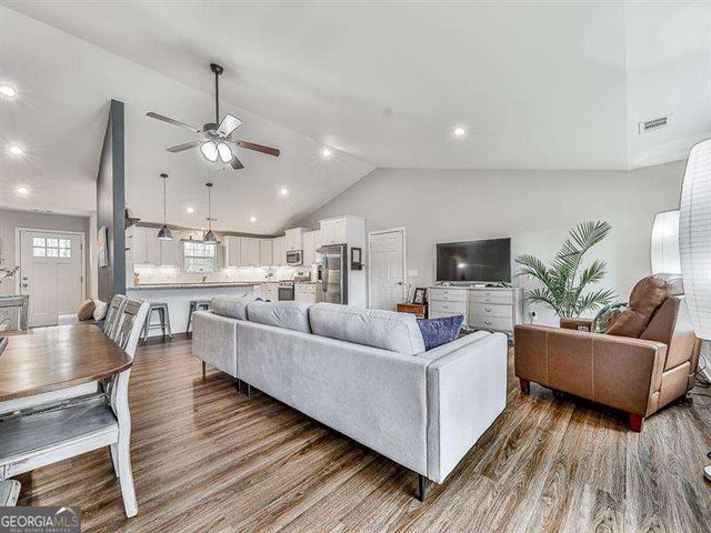 1002 Brackett Road, Marietta, GA 30066