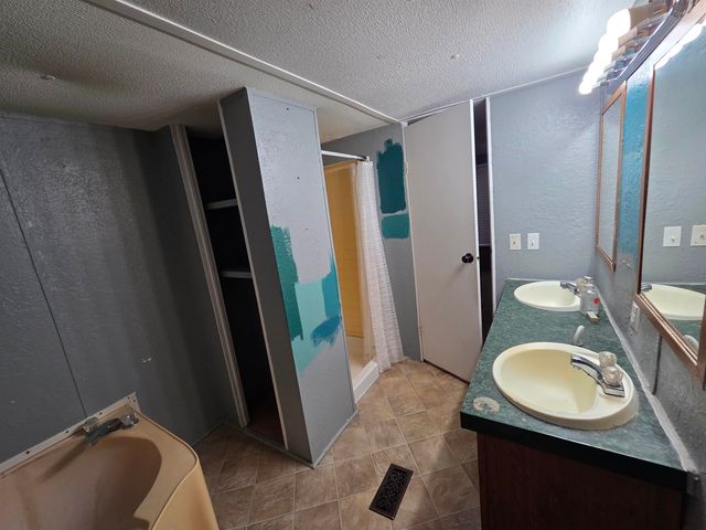 1871 Willow Oak Dr., Conway, SC 29526