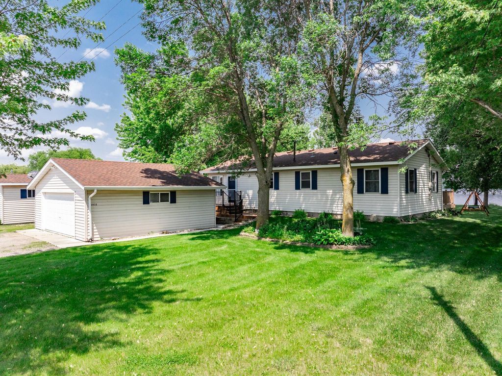 3832 Norris Avenue NW, French Lake Twp, MN 55302
